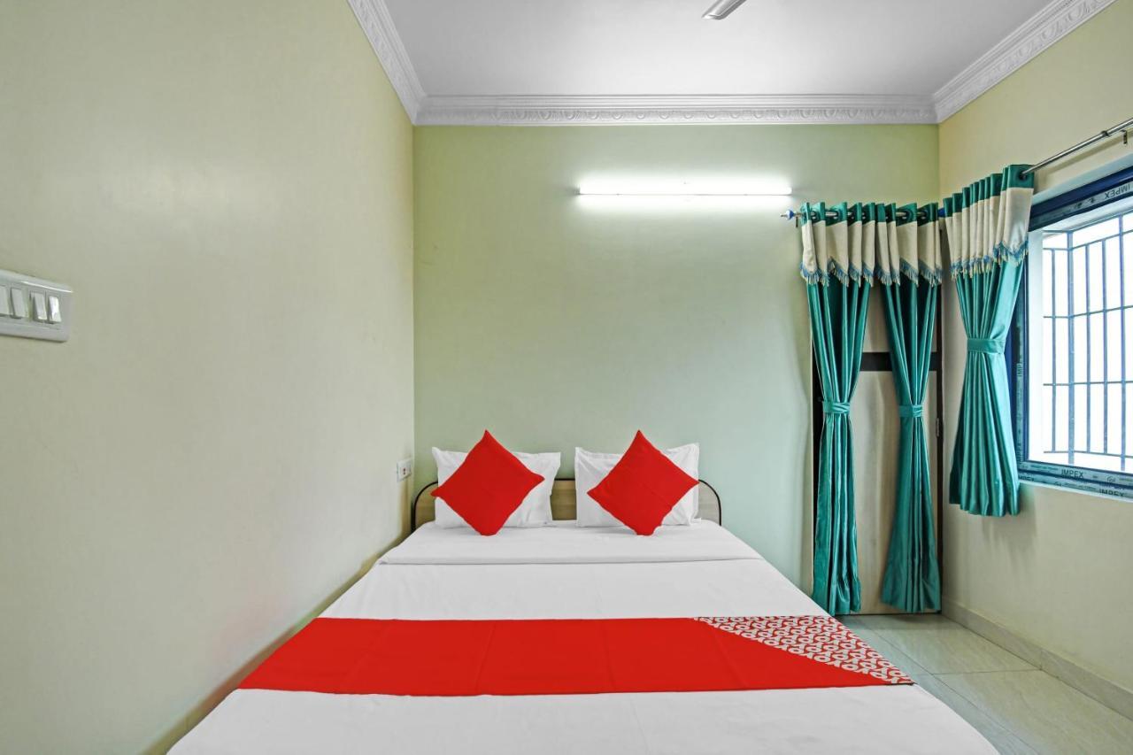 Oyo Flagship 84655 S S Guest House Kolkata Ngoại thất bức ảnh