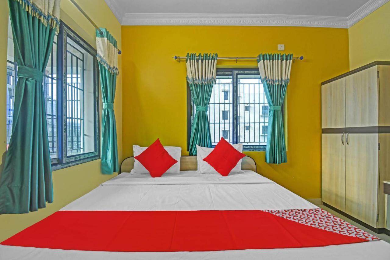 Oyo Flagship 84655 S S Guest House Kolkata Ngoại thất bức ảnh