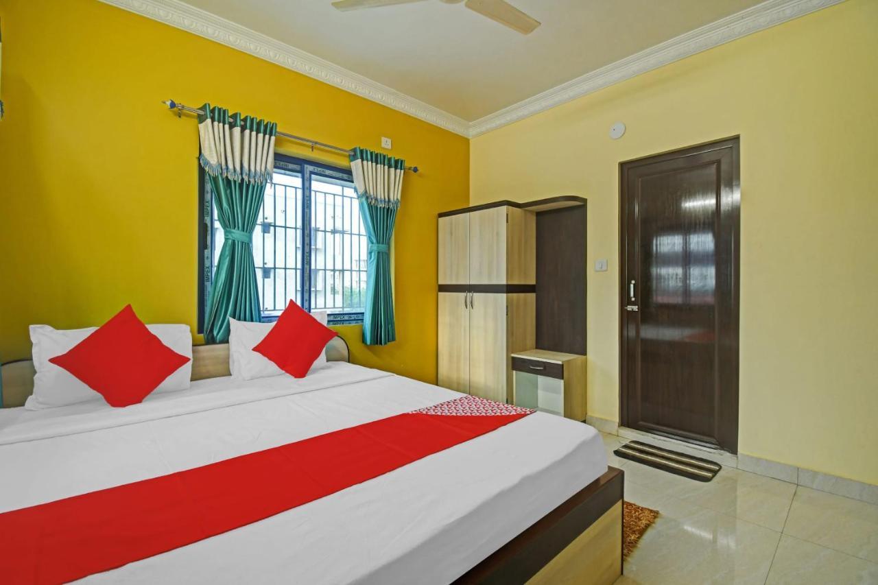 Oyo Flagship 84655 S S Guest House Kolkata Ngoại thất bức ảnh