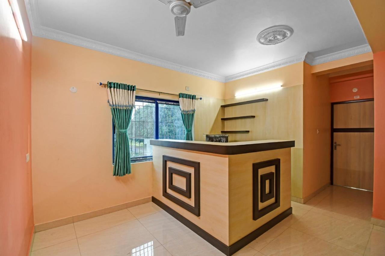 Oyo Flagship 84655 S S Guest House Kolkata Ngoại thất bức ảnh